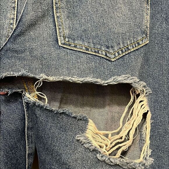 Free People Tattoo Distressed Blue Ripped Holes Cropped Denim Raw Hem Jeans Boho - Picture 11 of 16